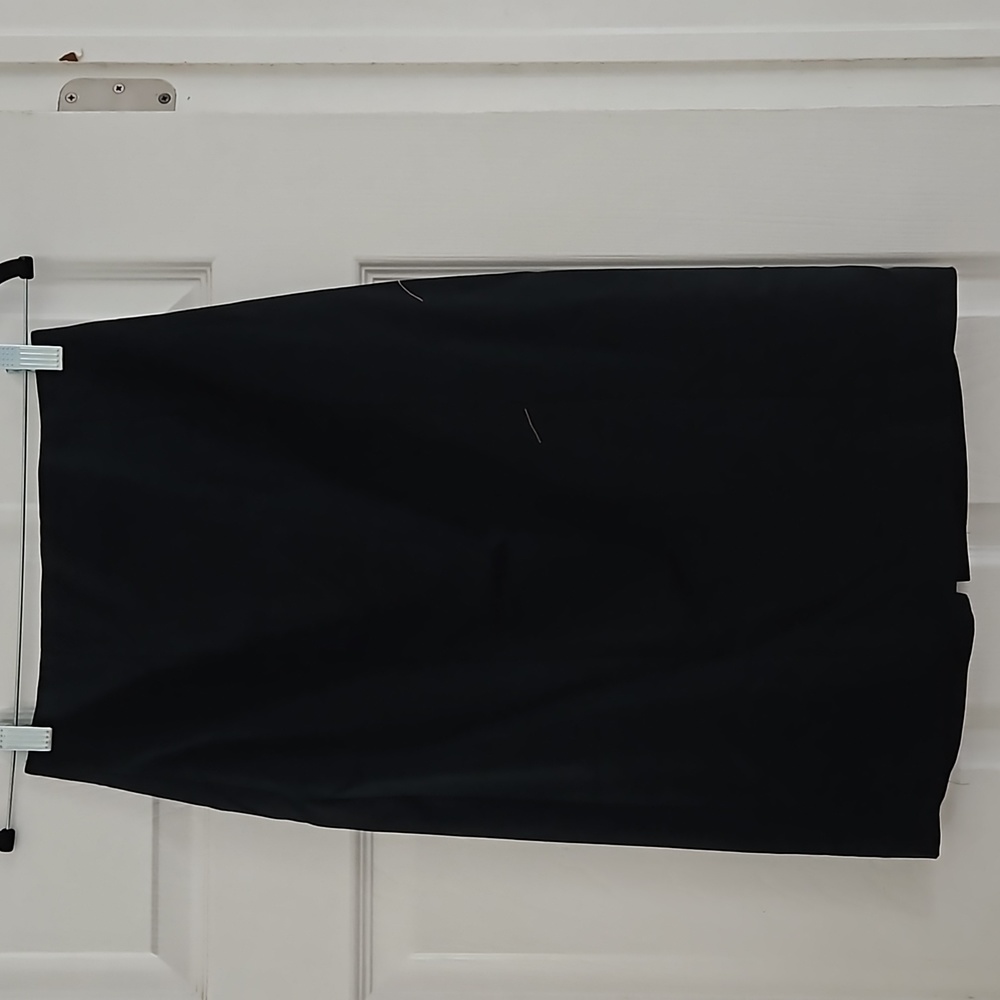 BANANA REPUBLIC, BLACK SKIRT, SIZE 2
